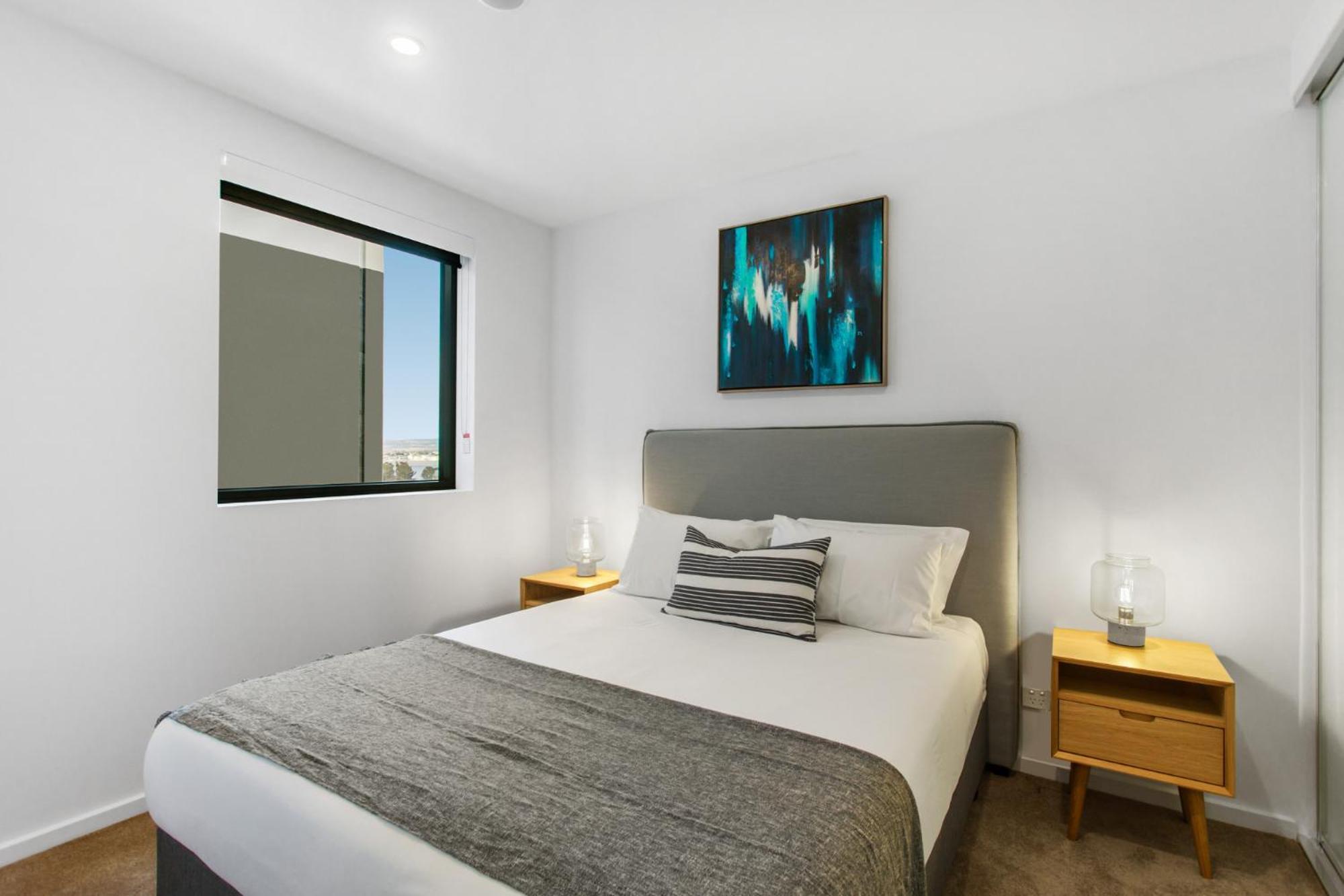 Central Canberra 2-Bed With Gym & Bbq Area Exterior photo